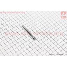 Болт крепления карбюратора M5x55